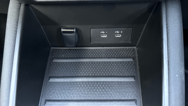 Renault Symbioz 1.6 E-Tech FHEV 145 Iconic Esprit Alpine 5dr Auto Hybrid Estate